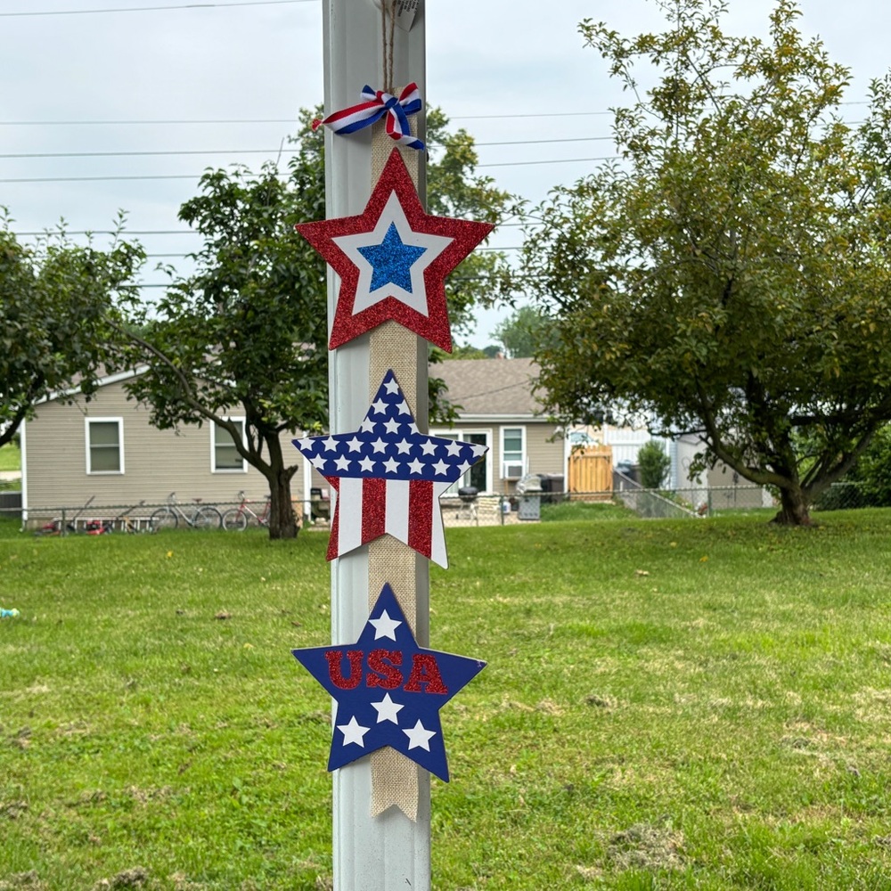 Patriotic Star Hanging Decor